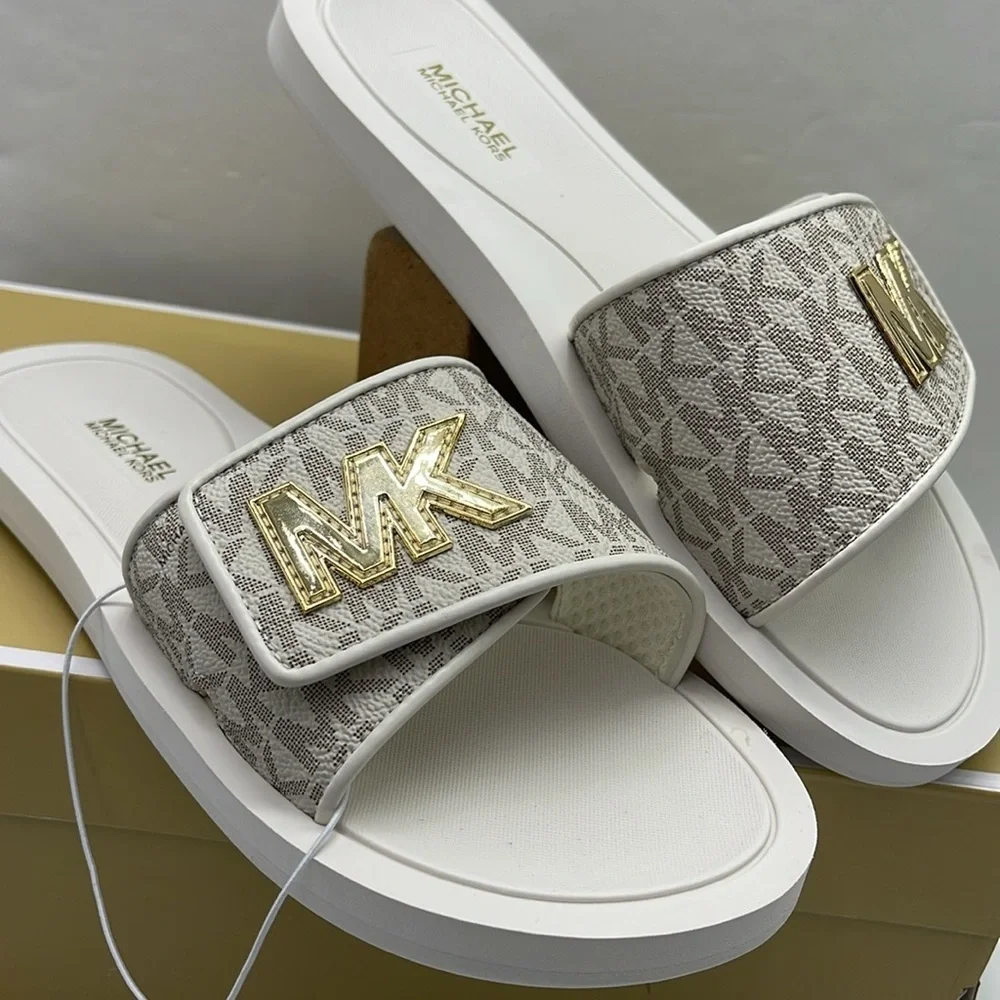 MICHAEL KORS Palmer Signature Logo Slide Sanda Vanilla  NWT